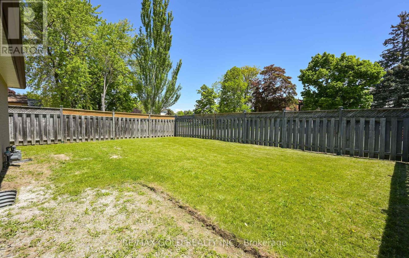 15 Flavian Crescent, Brampton, Ontario  L6T 3P2 - Photo 44 - W12416820