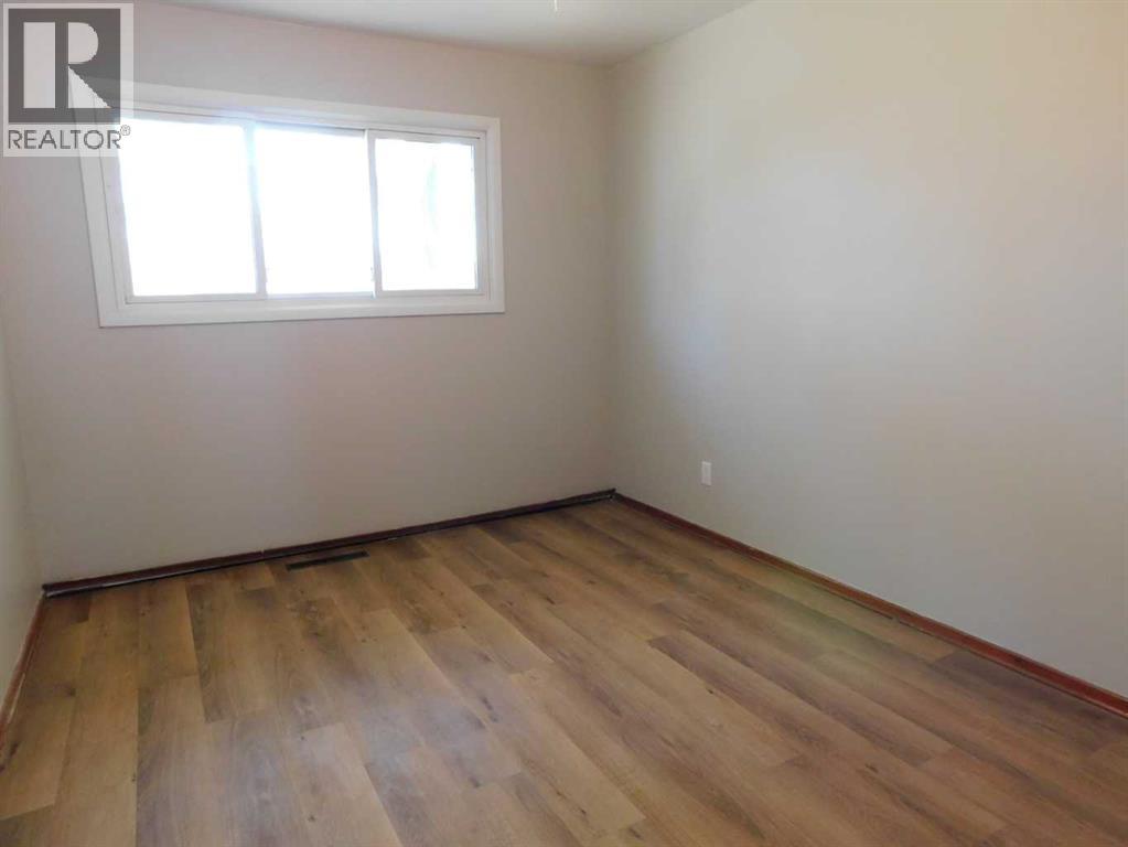 68 Spruce Avenue W, Brooks, Alberta  T1R 0A2 - Photo 27 - A2218208