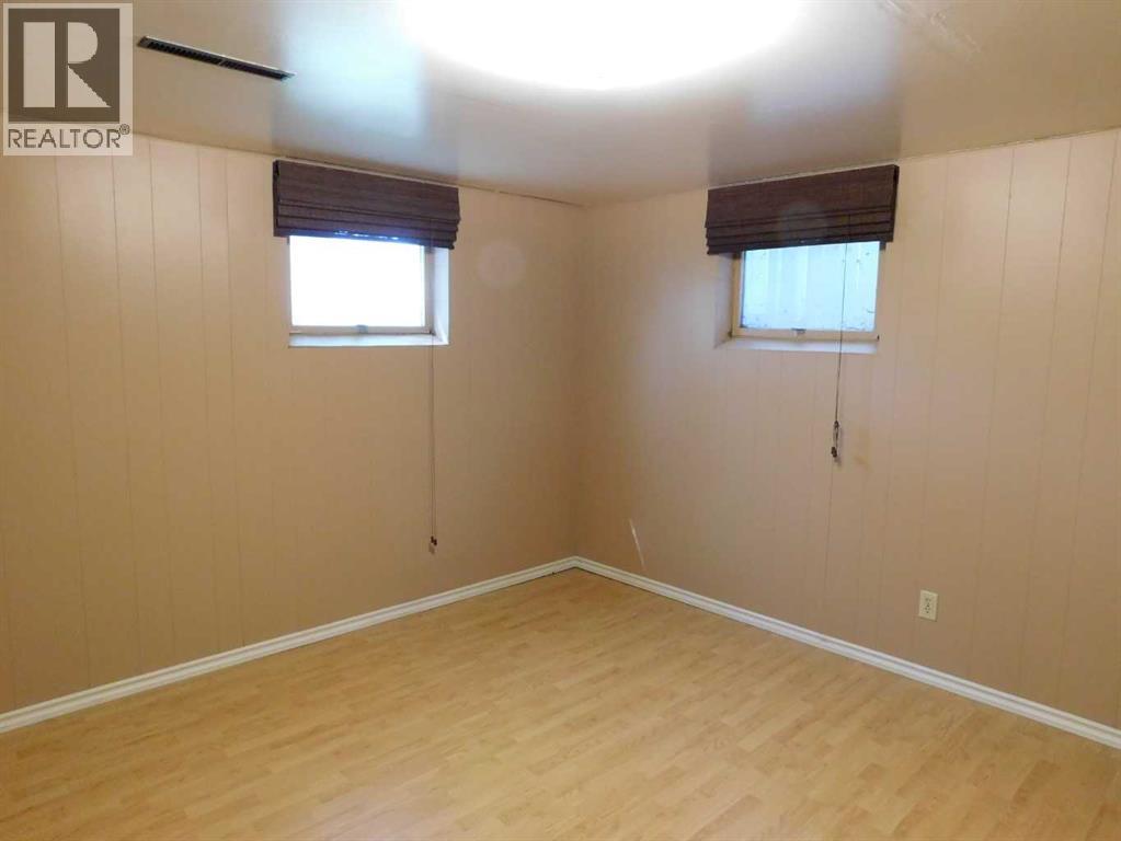 68 Spruce Avenue W, Brooks, Alberta  T1R 0A2 - Photo 34 - A2218208