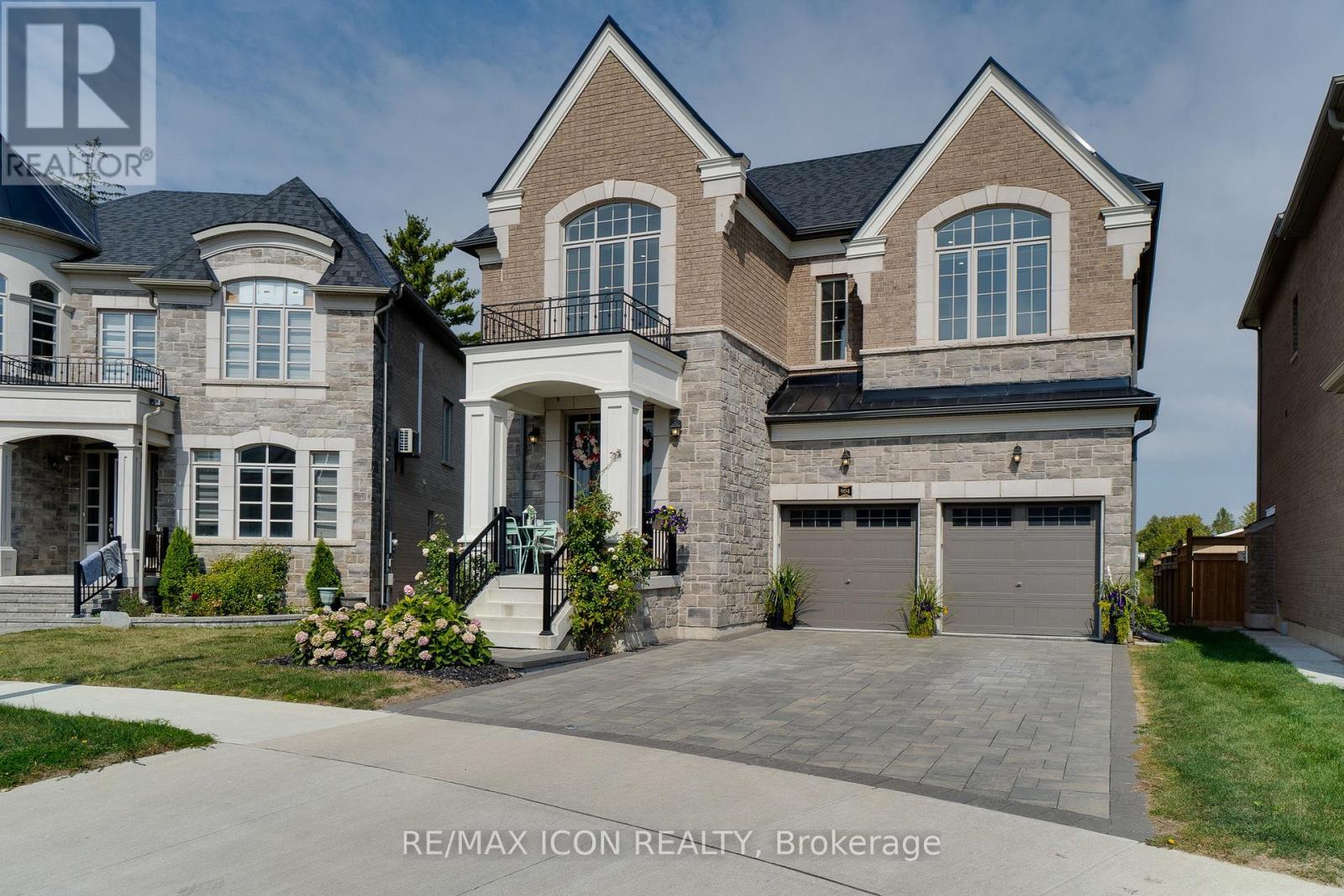 904 Forest Creek Court, Kitchener, Ontario  N2R 0M6 - Photo 2 - X12416806