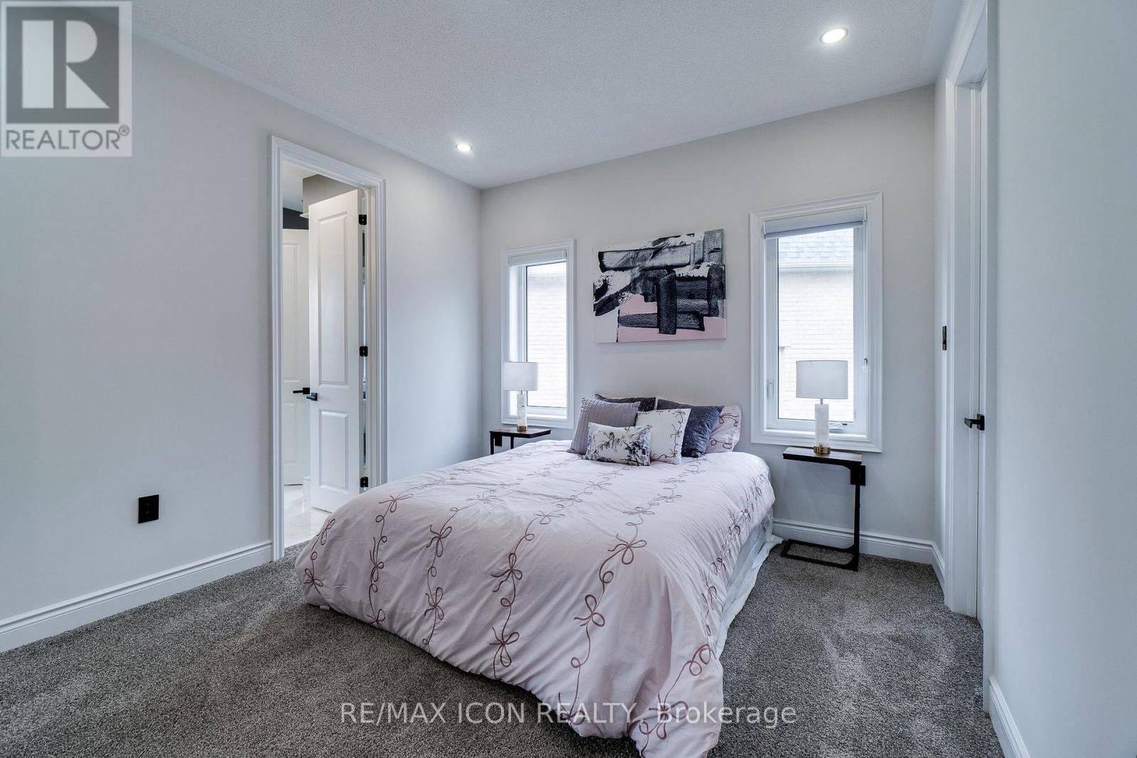 904 Forest Creek Court, Kitchener, Ontario  N2R 0M6 - Photo 39 - X12416806