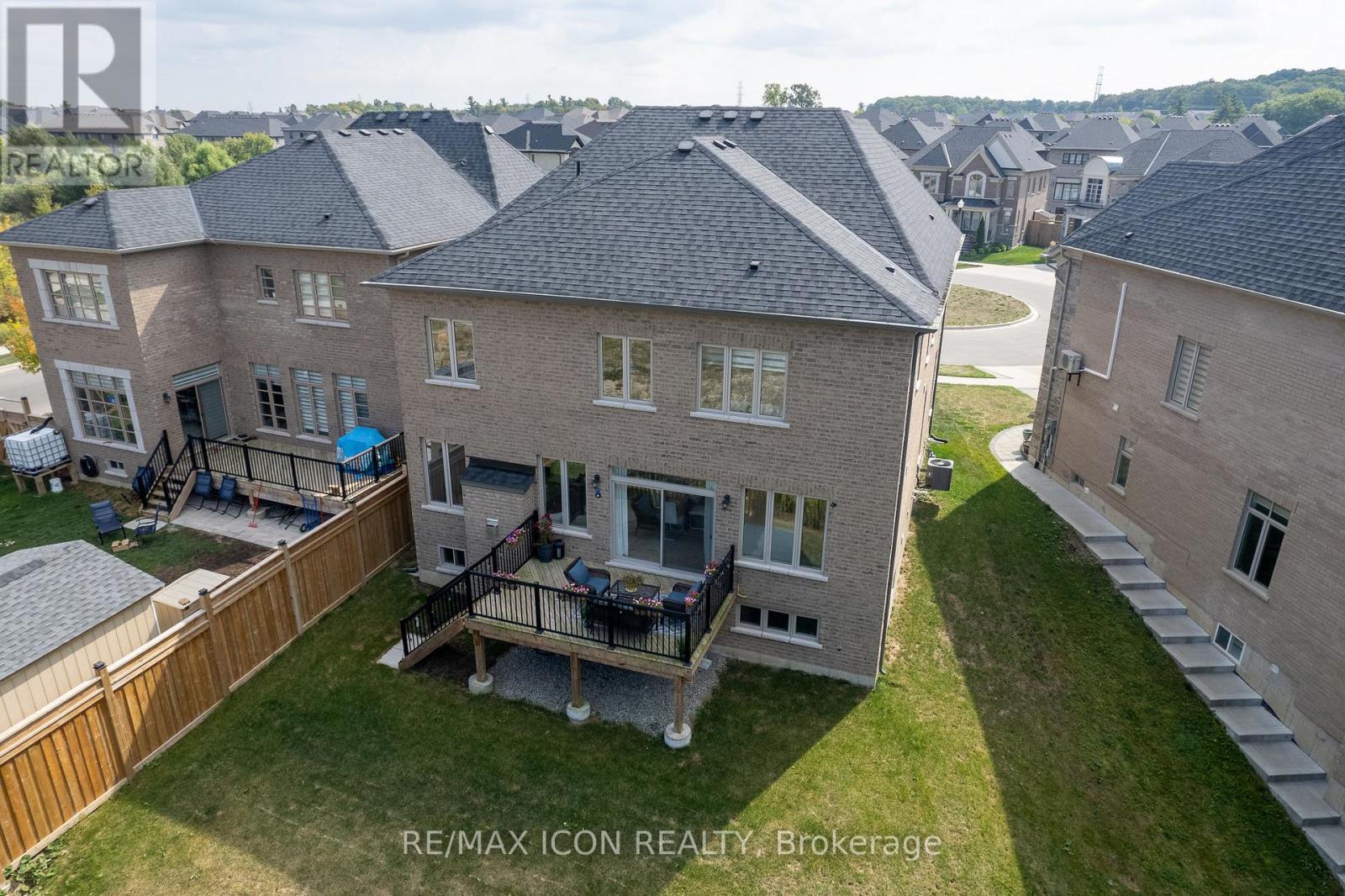 904 Forest Creek Court, Kitchener, Ontario  N2R 0M6 - Photo 43 - X12416806