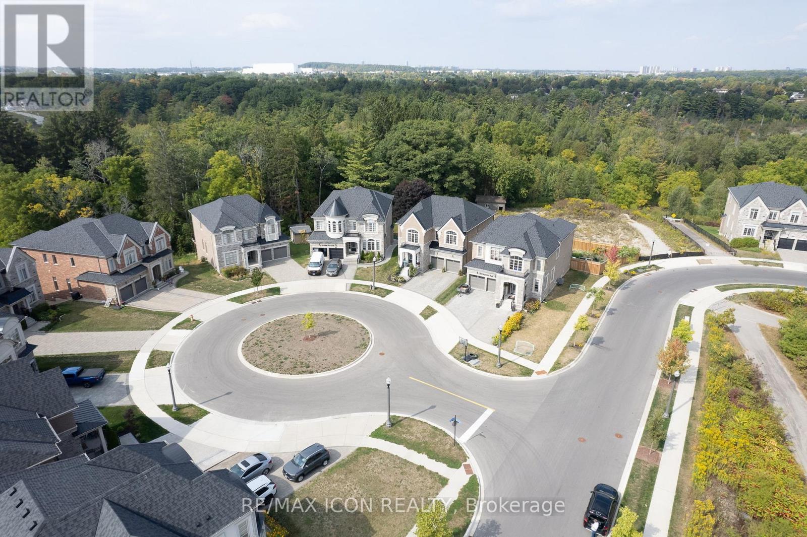 904 Forest Creek Court, Kitchener, Ontario  N2R 0M6 - Photo 45 - X12416806