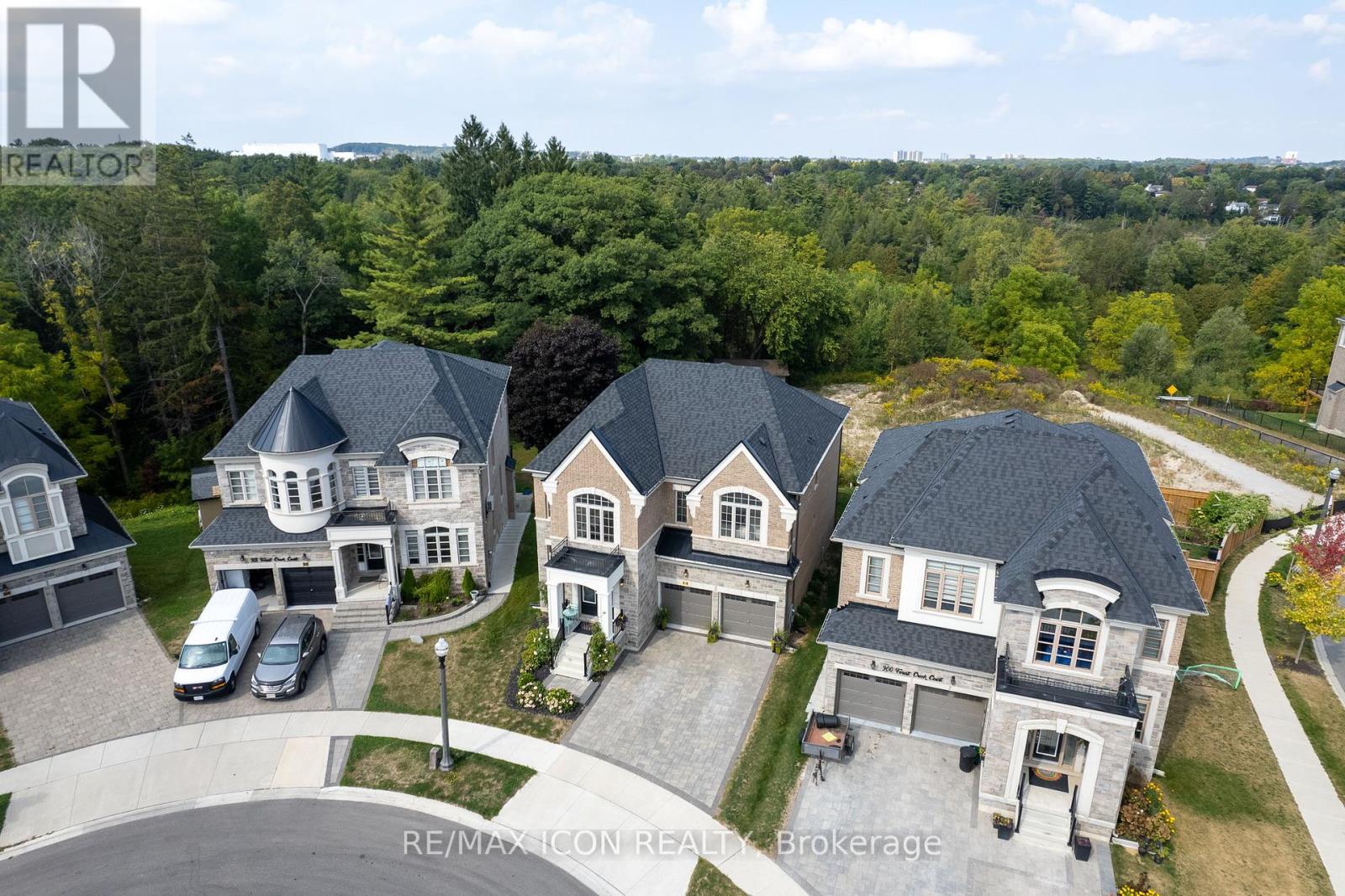 904 Forest Creek Court, Kitchener, Ontario  N2R 0M6 - Photo 48 - X12416806