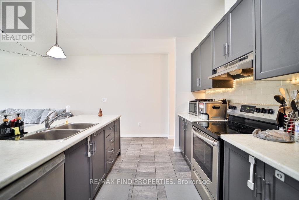 53 - 4311 Mann Street, Niagara Falls, Ontario  L2G 3K2 - Photo 13 - X12416808