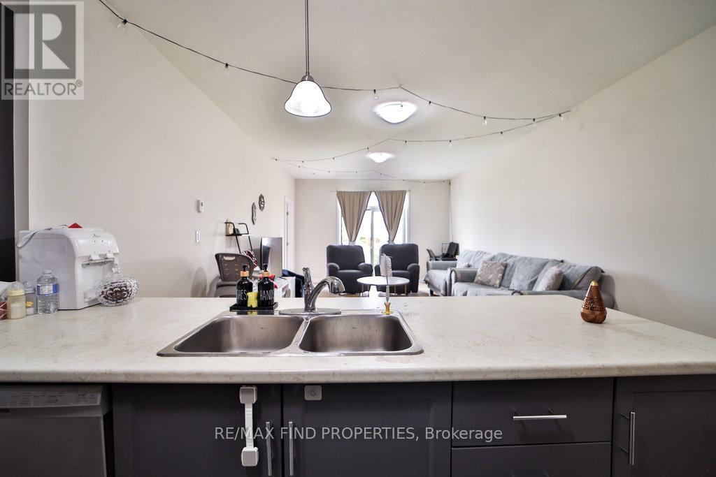 53 - 4311 Mann Street, Niagara Falls, Ontario  L2G 3K2 - Photo 16 - X12416808