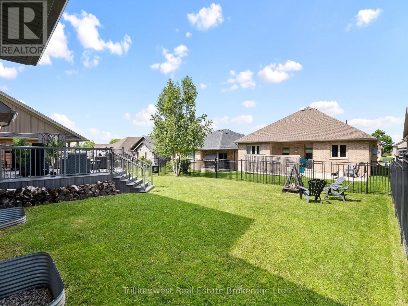 112 Ruby's Crescent, Wellington North, Ontario  N0G 2L2 - Photo 46 - X12416837