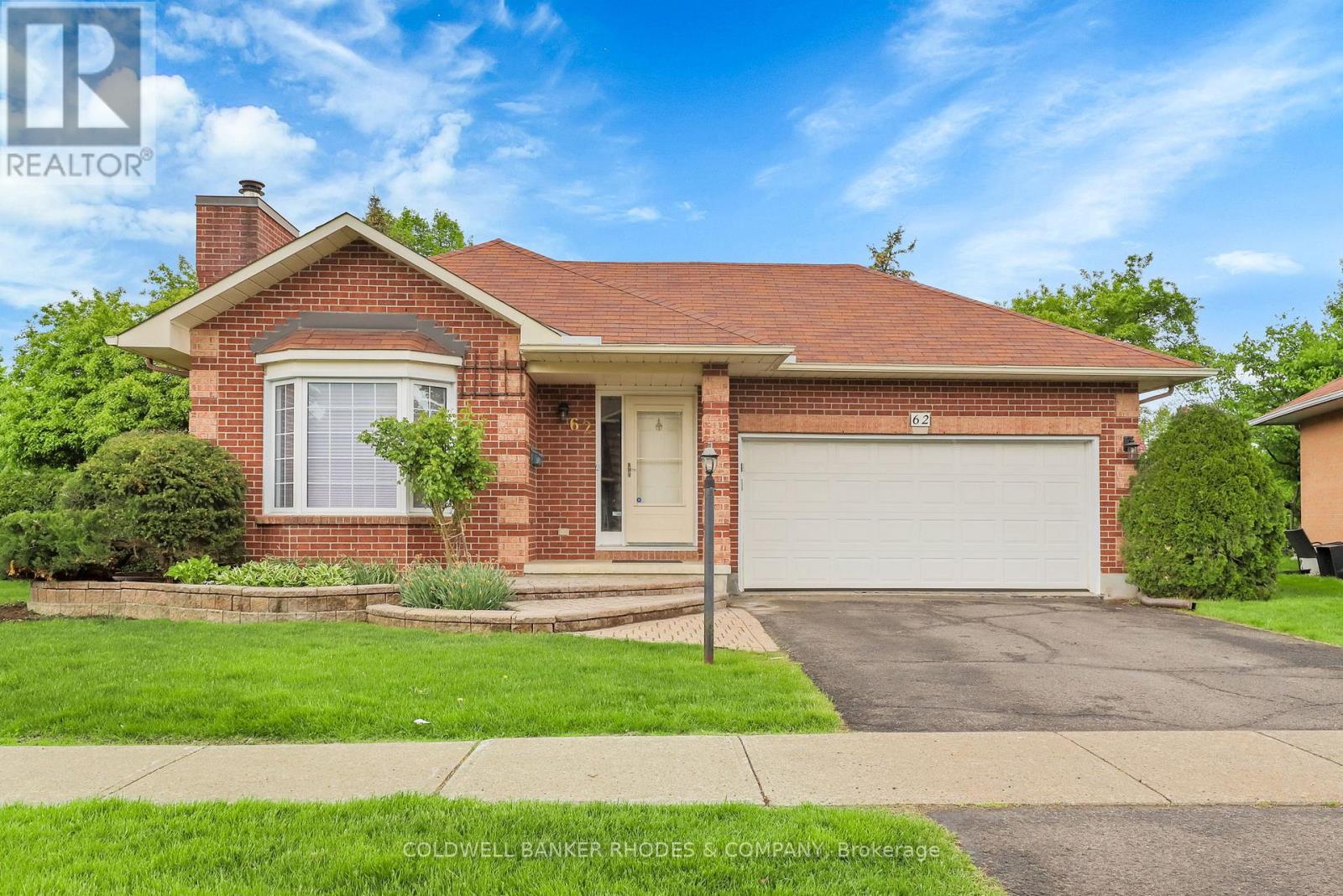 62 BEECHFERN DRIVE, ottawa, Ontario