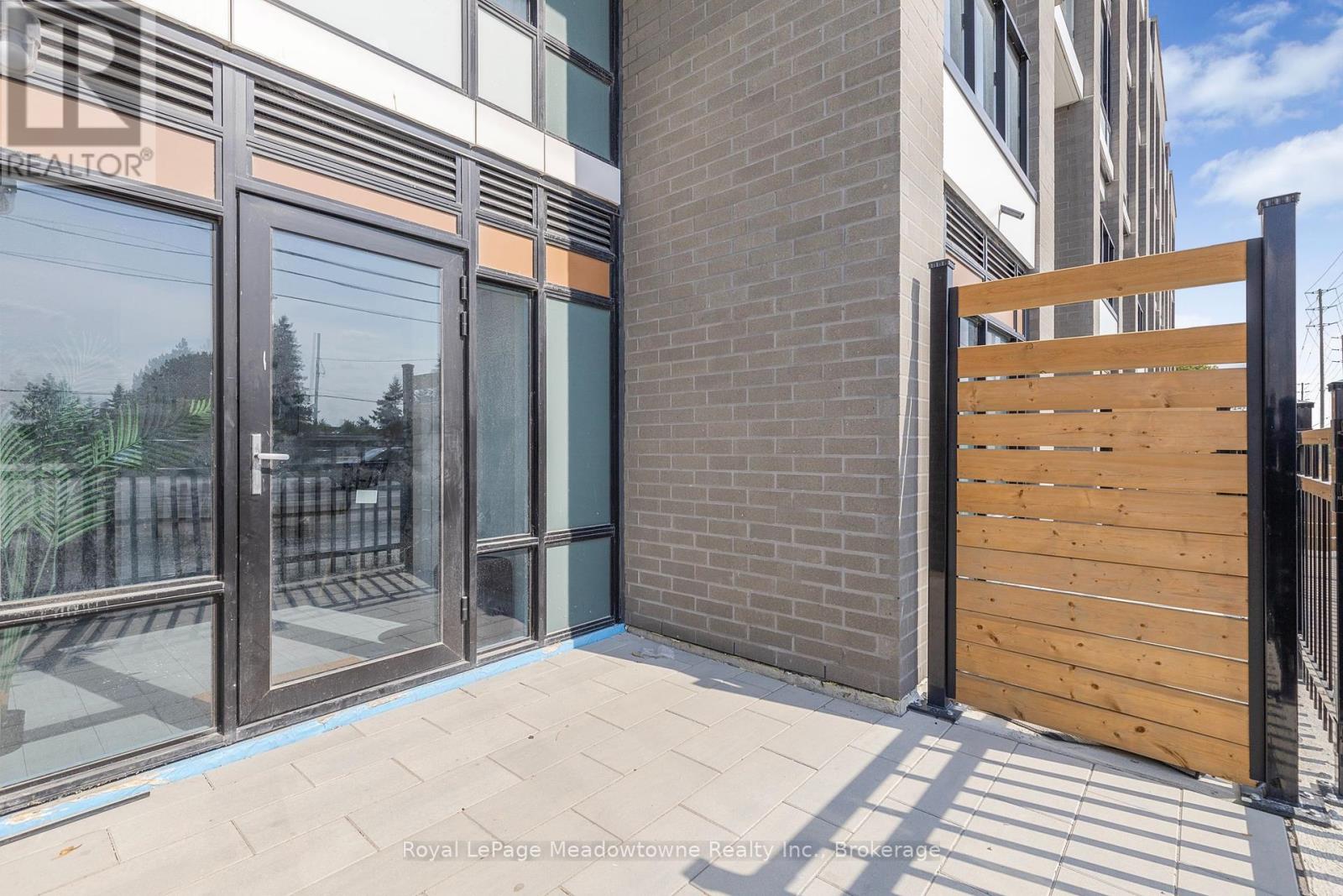 Th 107 - 8010 Derry Road, Milton, Ontario  L9T 2X5 - Photo 15 - W12416611