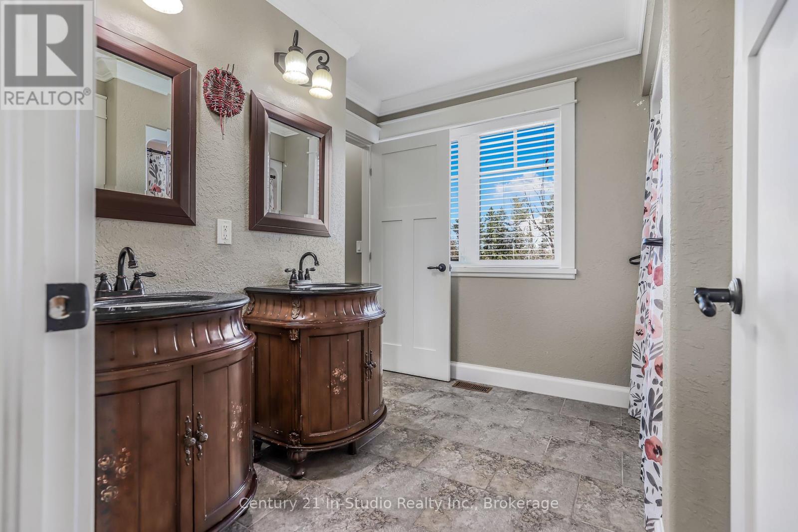 142 Mill Street, Arran-Elderslie, Ontario  N0H 2N0 - Photo 37 - X12151670