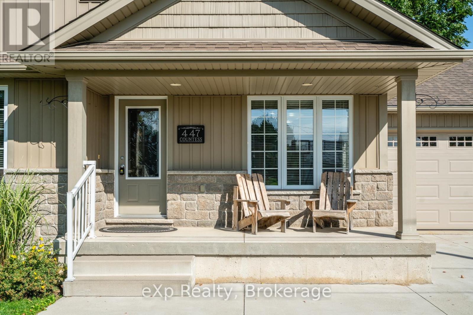 447 Countess Street S, West Grey, Ontario  N0G 1R0 - Photo 2 - X12416848