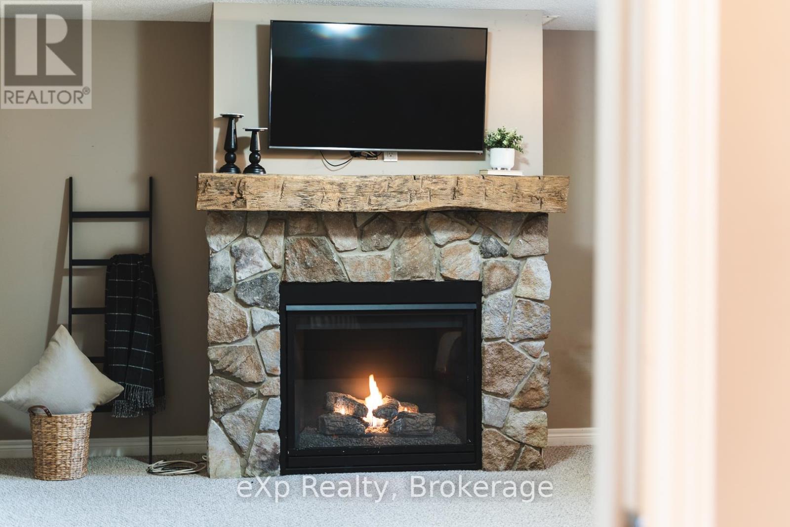 447 Countess Street S, West Grey, Ontario  N0G 1R0 - Photo 24 - X12416848