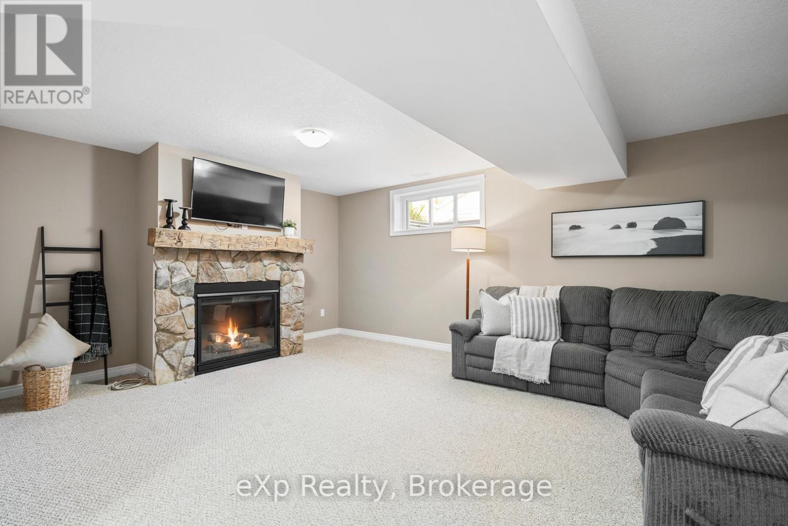 447 Countess Street S, West Grey, Ontario  N0G 1R0 - Photo 25 - X12416848