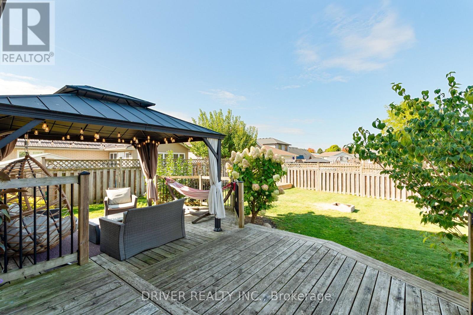 12 Tara Court, Aylmer, Ontario  N5H 3C1 - Photo 24 - X12416847