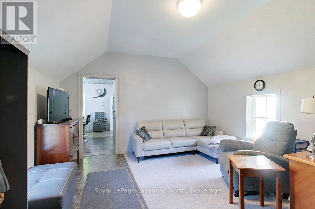 236448 Grey Road 13, Grey Highlands, Ontario  N0H 1J0 - Photo 16 - X12416865