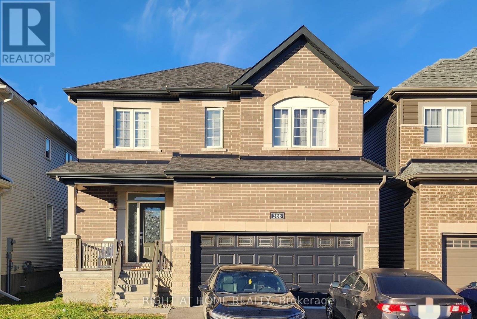 366 CLOYNE CRESCENT, ottawa, Ontario