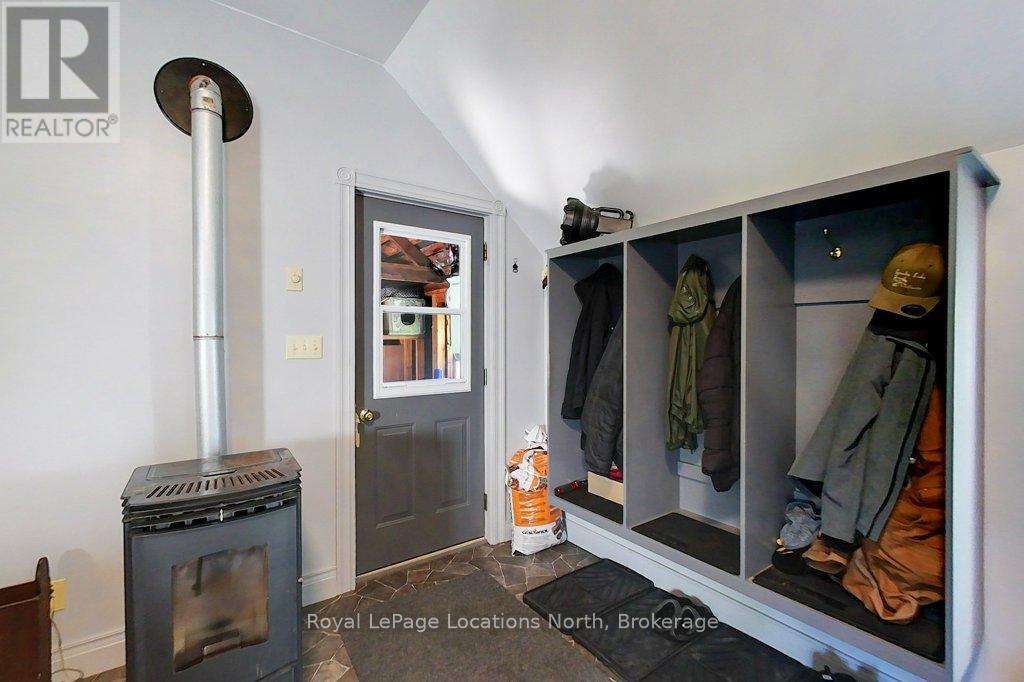 236448 Grey Road 13, Grey Highlands, Ontario  N0H 1J0 - Photo 17 - X12416865