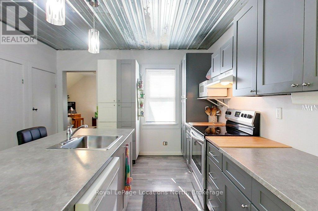 236448 Grey Road 13, Grey Highlands, Ontario  N0H 1J0 - Photo 12 - X12416865