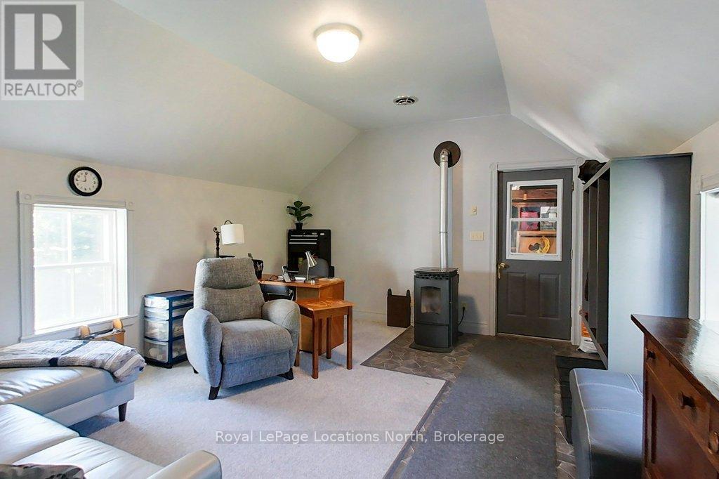236448 Grey Road 13, Grey Highlands, Ontario  N0H 1J0 - Photo 6 - X12416865