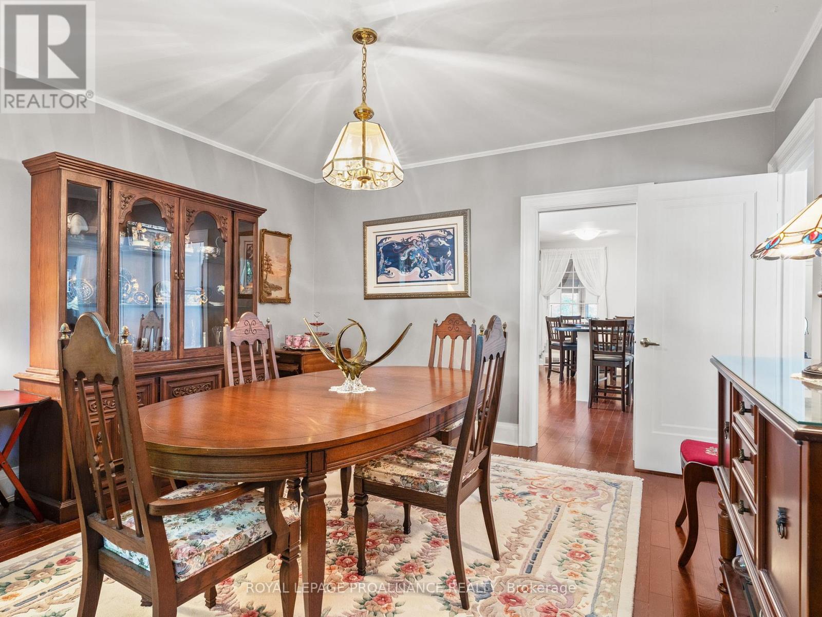 319 Walton Street, Cobourg, Ontario  K9A 3X1 - Photo 13 - X12408750