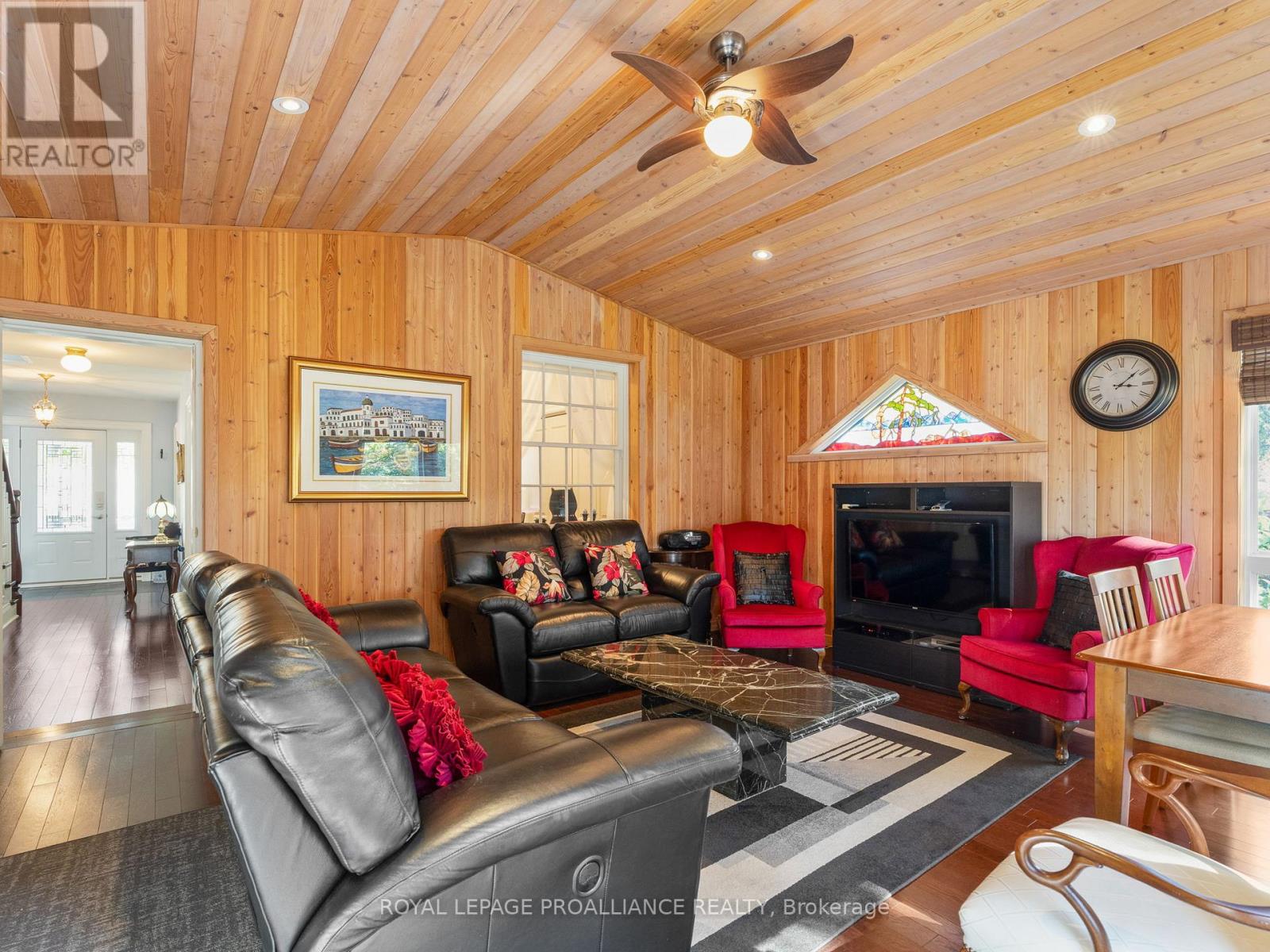 319 Walton Street, Cobourg, Ontario  K9A 3X1 - Photo 19 - X12408750