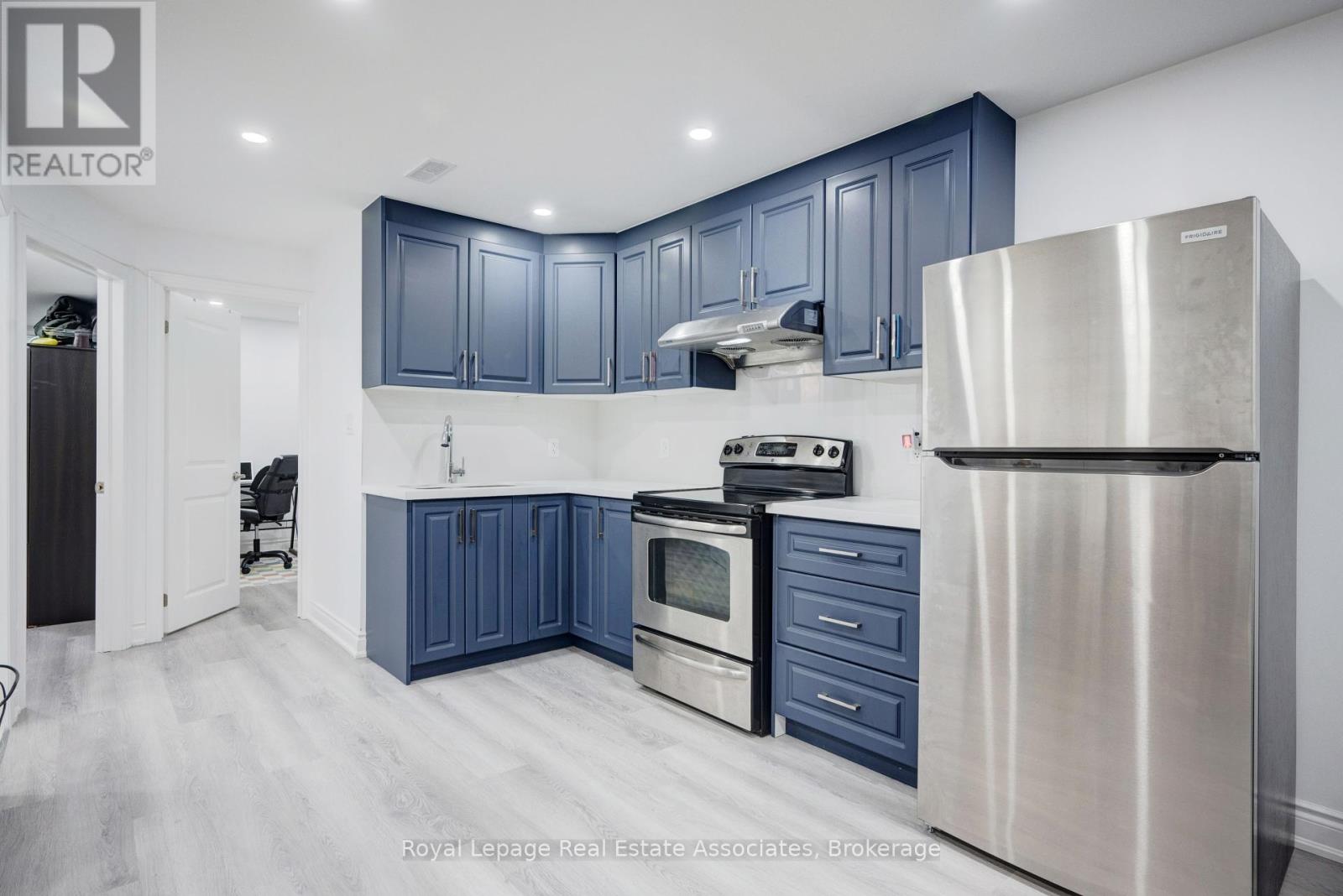 13 Quinton Ridge, Brampton (Bram West), Ontario  L6Y 6J4 - Photo 41 - W12414210