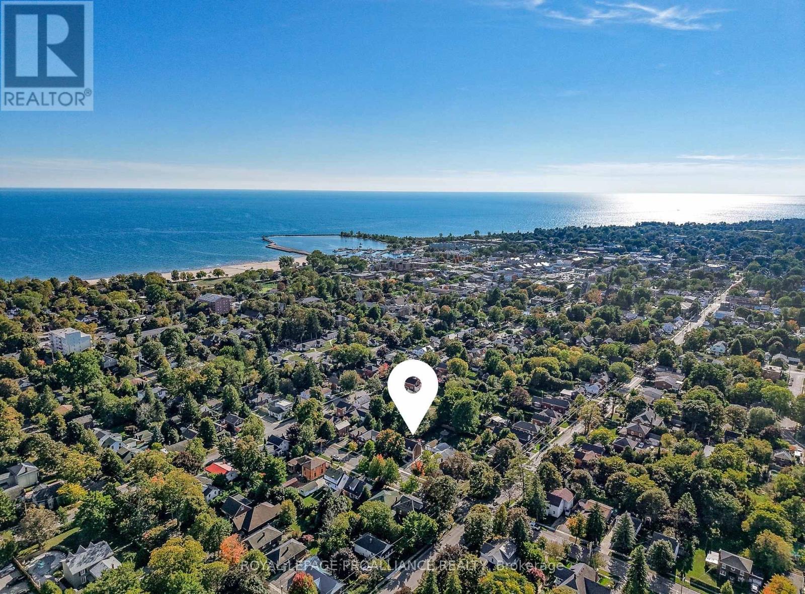 319 Walton Street, Cobourg, Ontario  K9A 3X1 - Photo 4 - X12408750