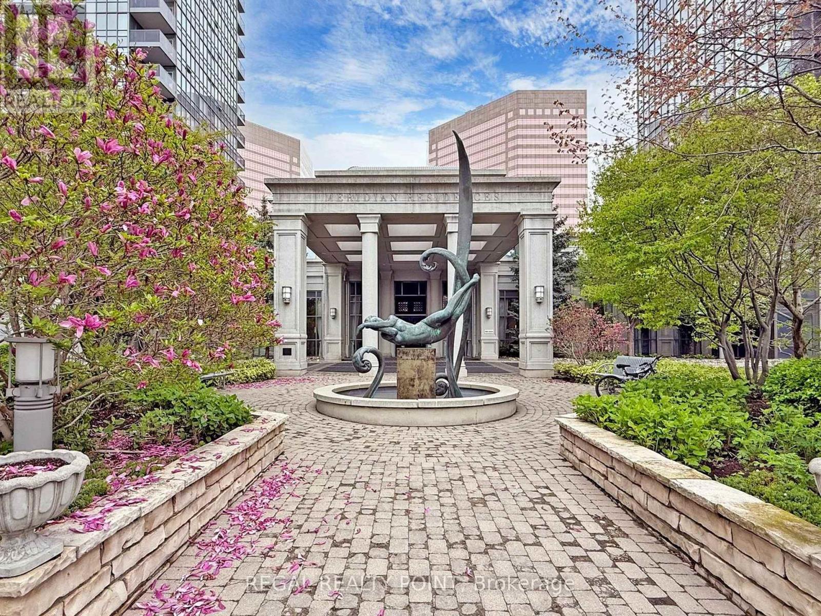 2118 - 25 Greenview Avenue, Toronto, Ontario  M2M 1R2 - Photo 2 - C12416856