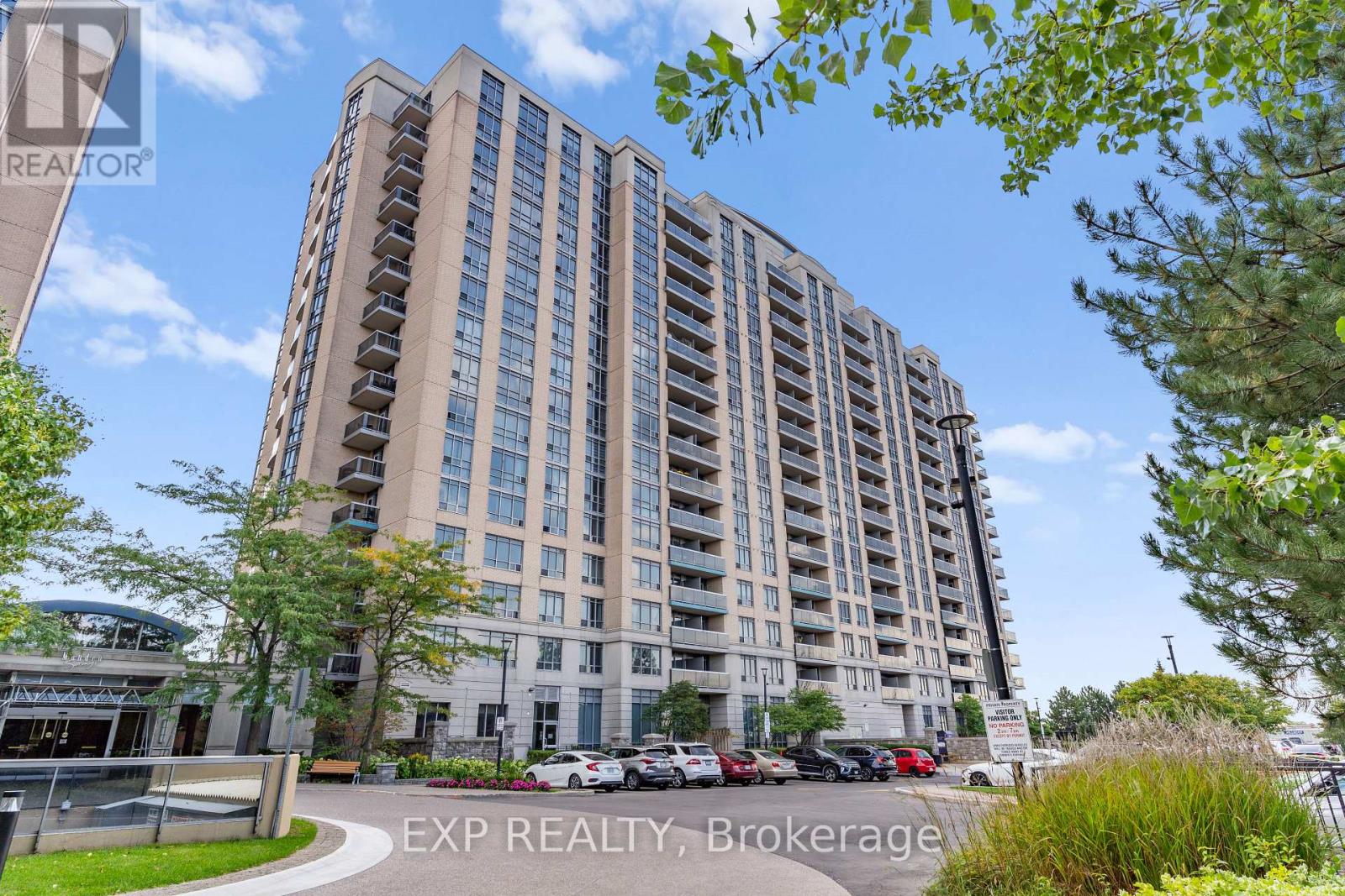 742 - 18 MONDEO DRIVE, Toronto, Ontario