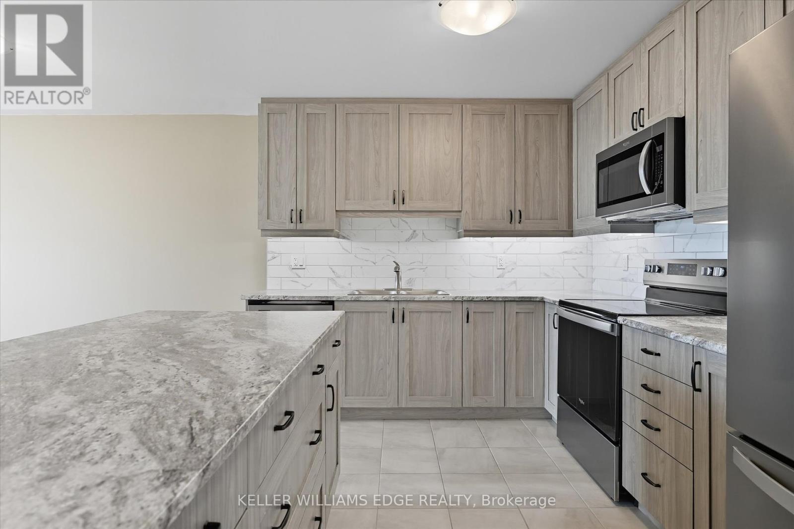 510 - 5 Hamilton Street N, Hamilton, Ontario  L8B 2A4 - Photo 21 - X12415733