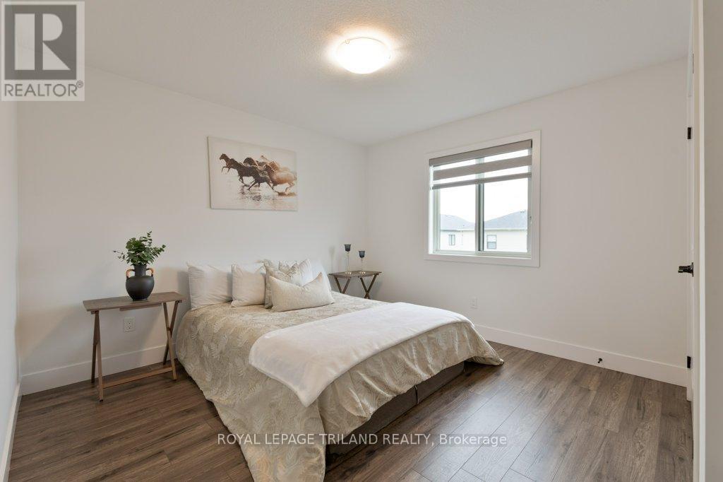 231 Roy Mcdonald Drive, London South, Ontario  N6L 0J1 - Photo 31 - X12416878
