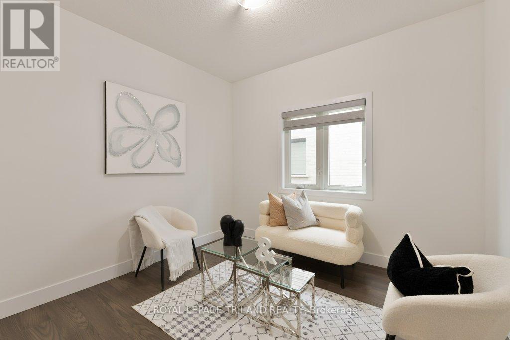 231 Roy Mcdonald Drive, London South, Ontario  N6L 0J1 - Photo 5 - X12416878