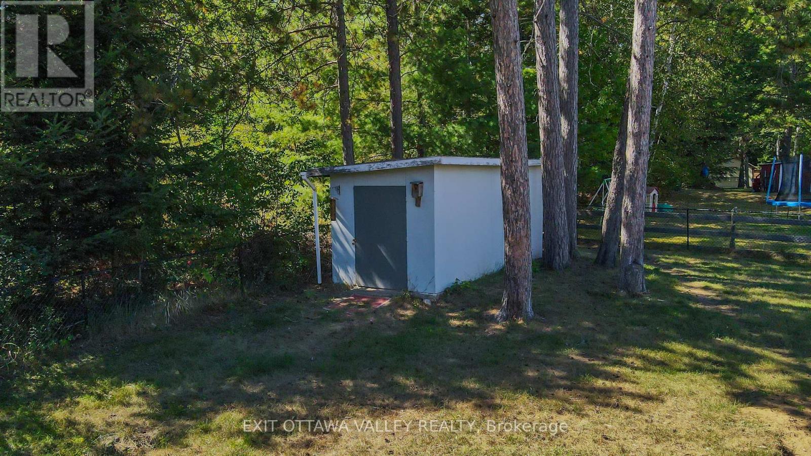 23 Sprucedale Avenue, Madawaska Valley, Ontario  K0J 1B0 - Photo 21 - X12416888