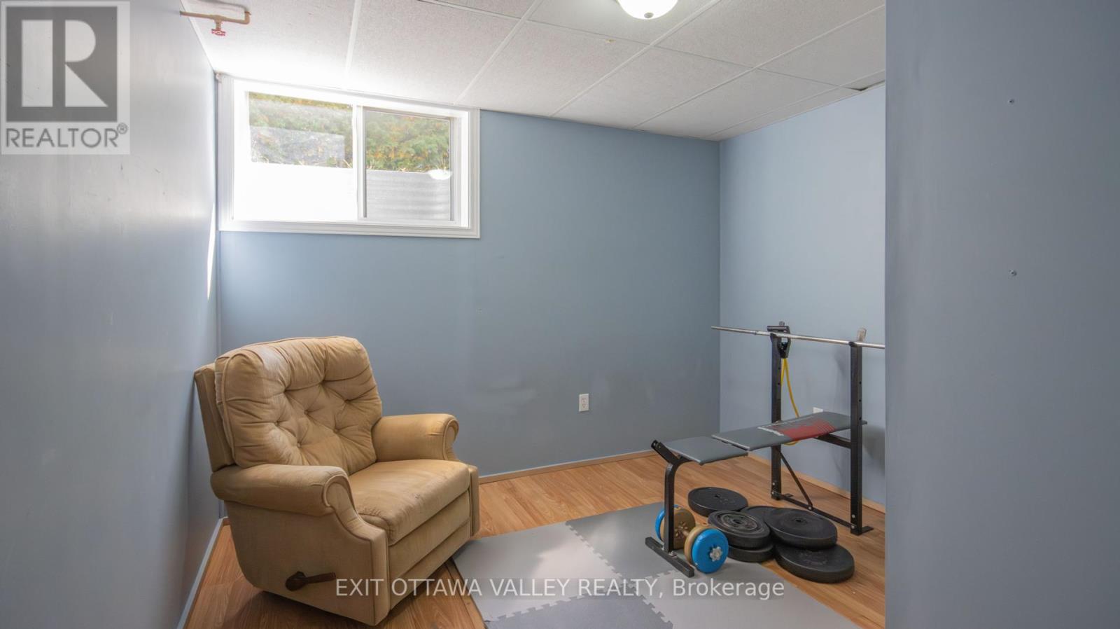 23 Sprucedale Avenue, Madawaska Valley, Ontario  K0J 1B0 - Photo 48 - X12416888