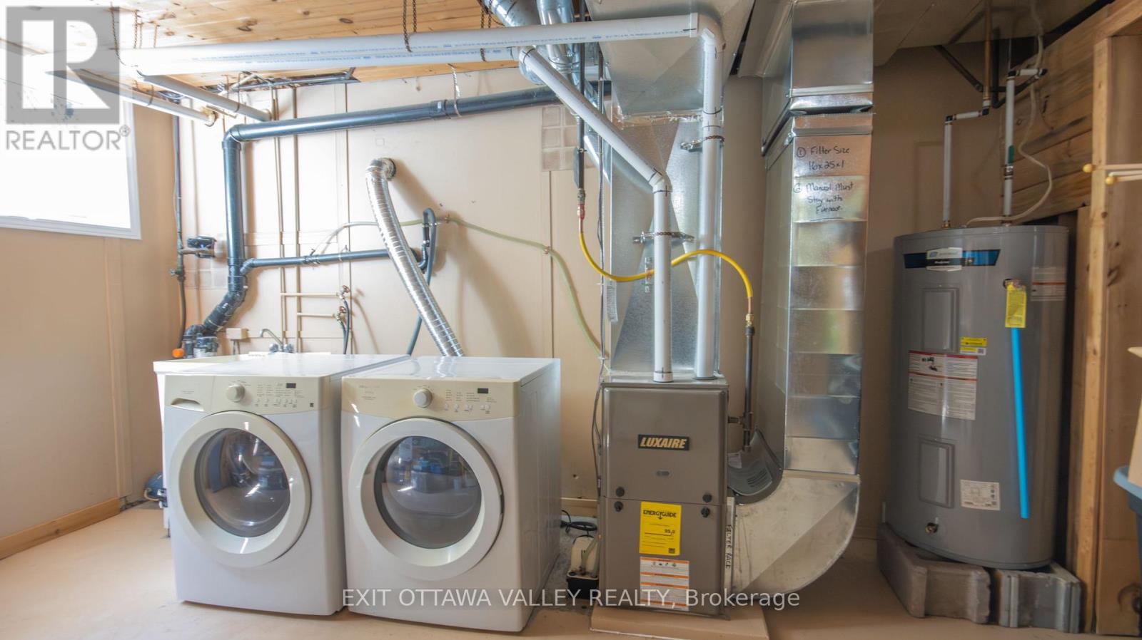 23 Sprucedale Avenue, Madawaska Valley, Ontario  K0J 1B0 - Photo 49 - X12416888