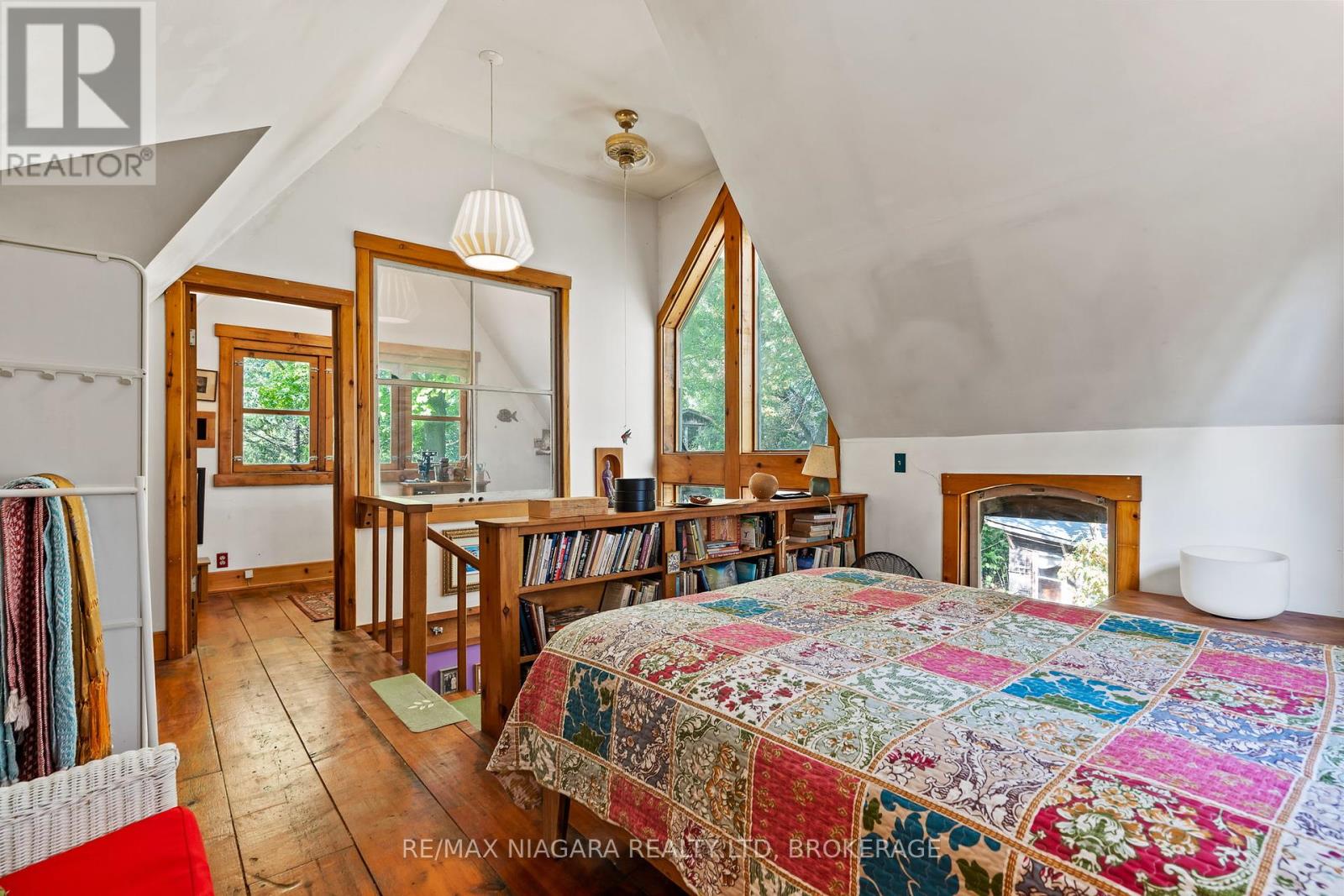 105 Weir Road, Port Colborne (Main Street), Ontario  L3K 2M8 - Photo 23 - X12416885
