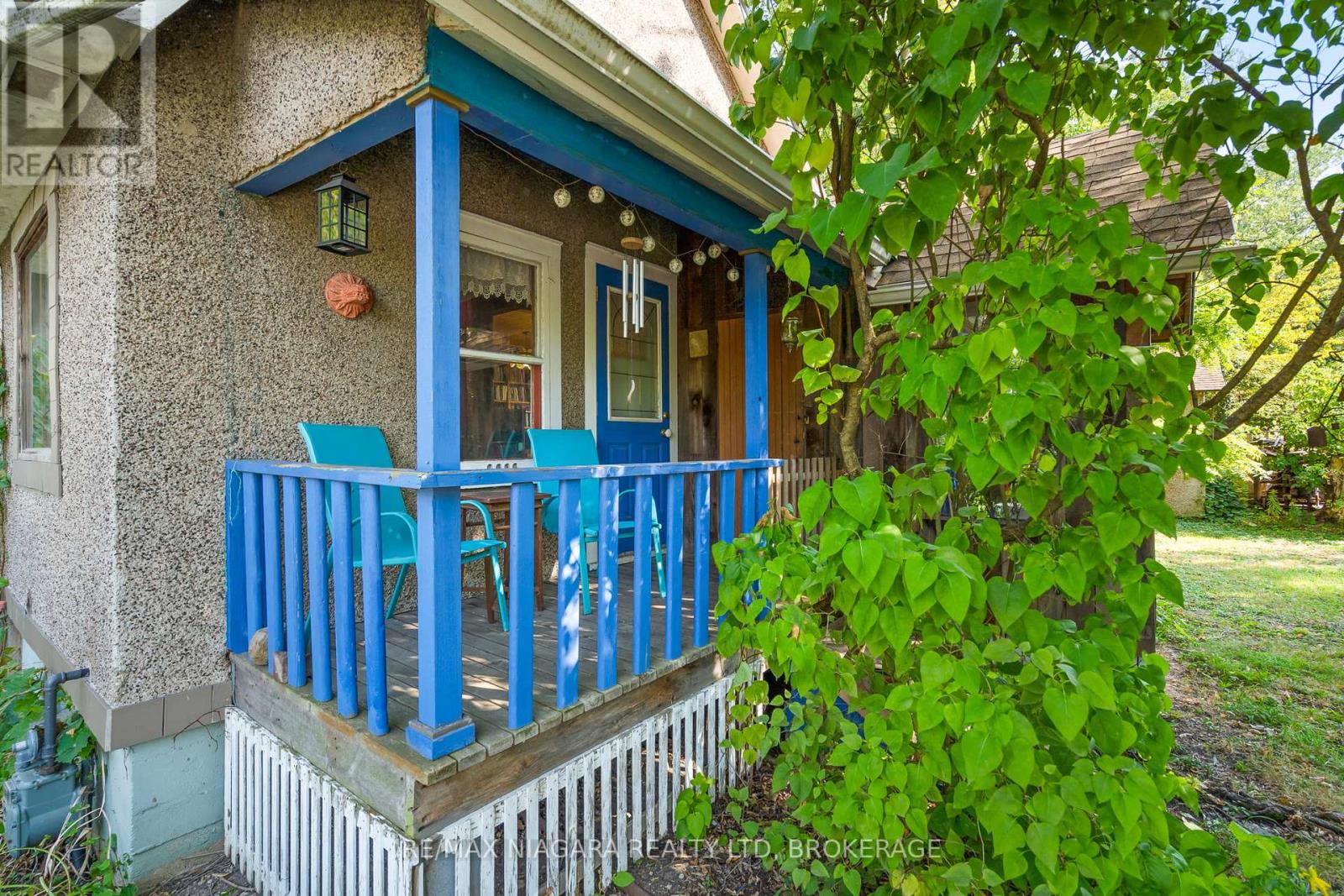 105 Weir Road, Port Colborne (Main Street), Ontario  L3K 2M8 - Photo 3 - X12416885