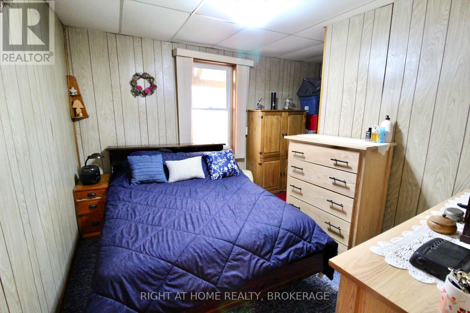 94 Canada Street, Hamilton, Ontario  L8P 1P3 - Photo 12 - X12416889