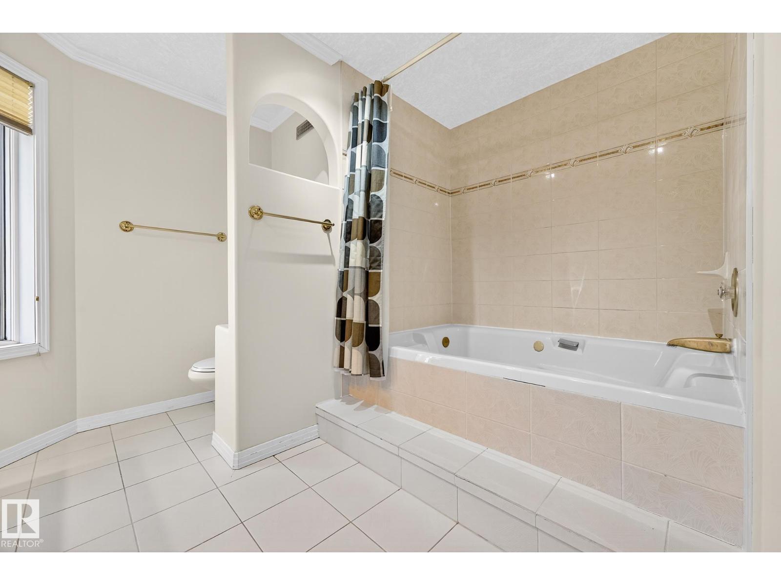 106 Farnell Cl Nw, Edmonton, Alberta  T6R 2E4 - Photo 30 - E4458753