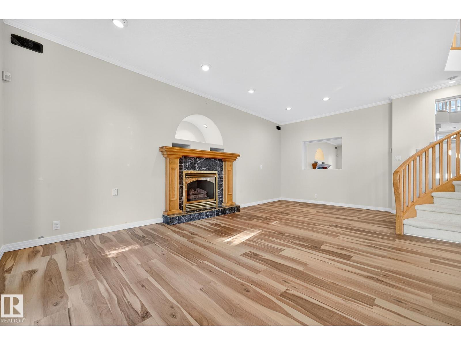 106 Farnell Cl Nw, Edmonton, Alberta  T6R 2E4 - Photo 6 - E4458753