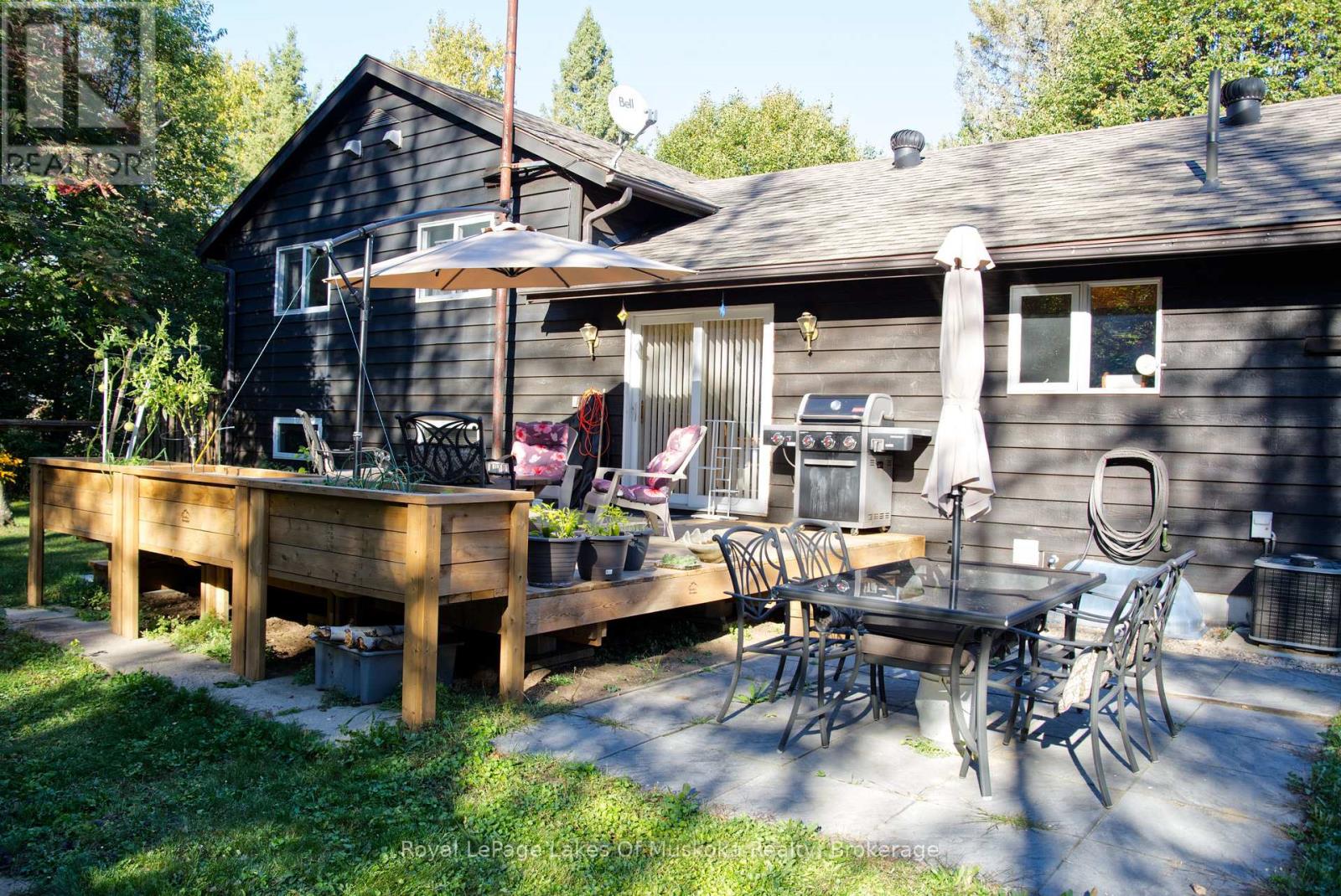25 Cedar Court, South River, Ontario  P0A 1X0 - Photo 3 - X12415935