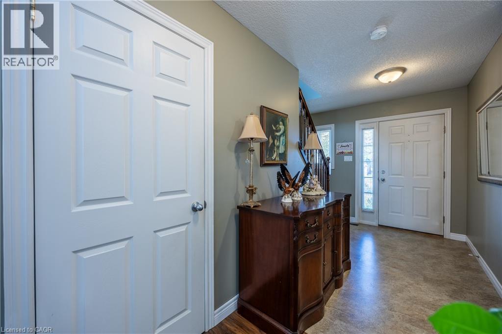 66 Yarmouth Drive, London, Ontario  N5V 4T8 - Photo 5 - 40771918