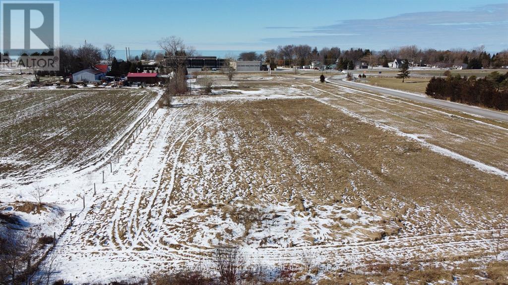 34055 Gore Road, Lambton Shores, Ontario  N0M 1T0 - Photo 3 - X12416902
