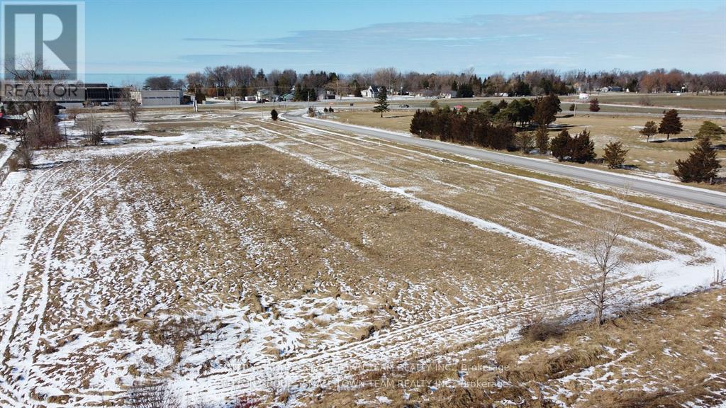 34055 Gore Road, Lambton Shores, Ontario  N0M 1T0 - Photo 4 - X12416902