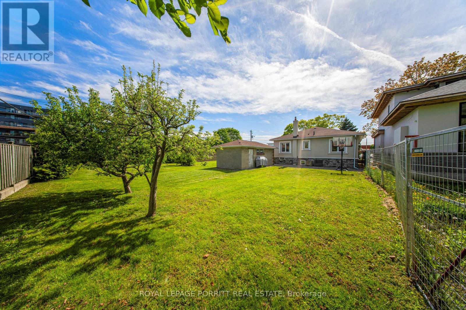 3 Orianna Drive, Toronto, Ontario  M8W 4M8 - Photo 46 - W12158393