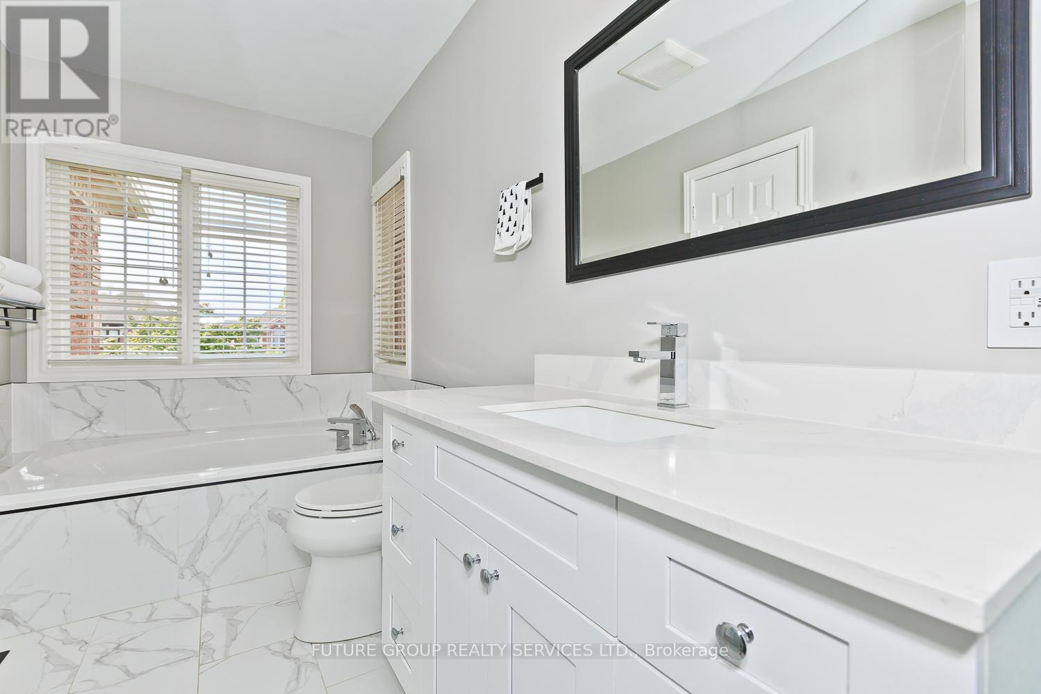 35 Harrop Avenue, Halton Hills, Ontario  L7G 5R4 - Photo 32 - W12415172