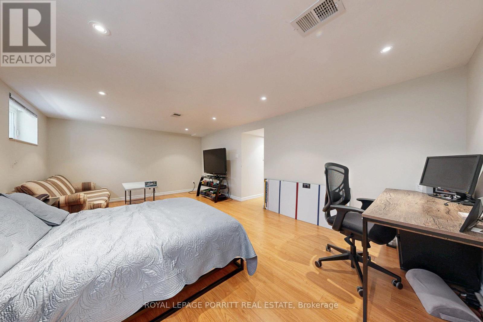 3 Orianna Drive, Toronto, Ontario  M8W 4M8 - Photo 33 - W12158393