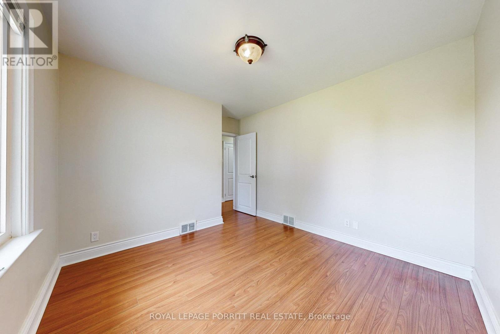 3 Orianna Drive, Toronto, Ontario  M8W 4M8 - Photo 23 - W12158393