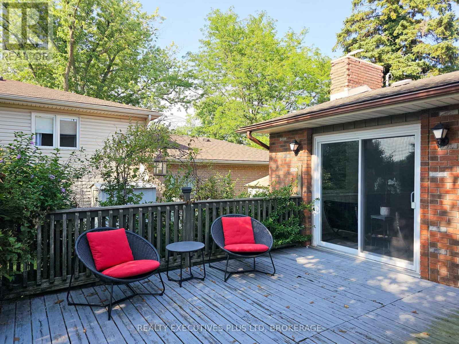 99 Carlton Avenue, Welland, Ontario  L3C 1R2 - Photo 20 - X12416915