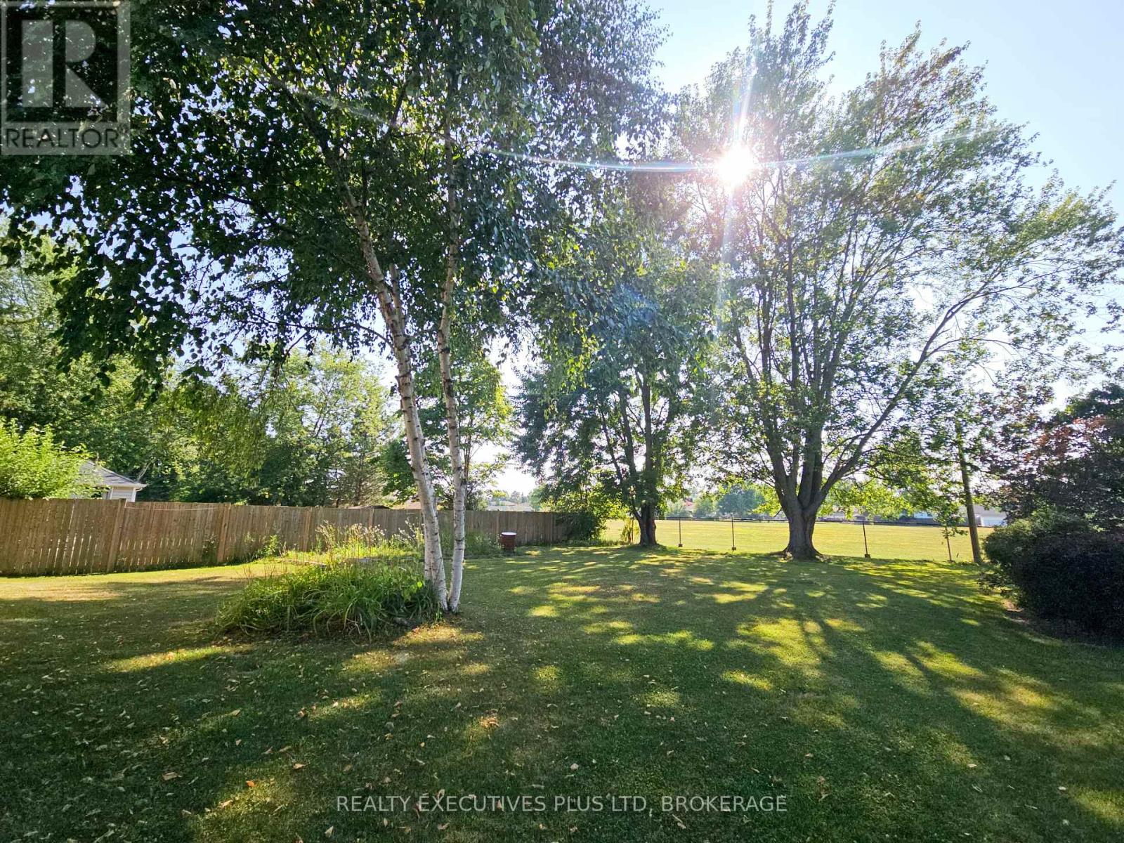 99 Carlton Avenue, Welland, Ontario  L3C 1R2 - Photo 21 - X12416915